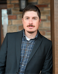 drew headshot_edited_edited.png